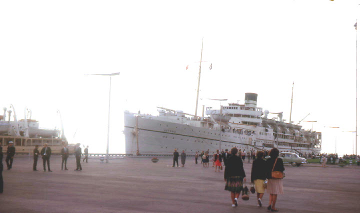 CRUISE SHIP DAYS
